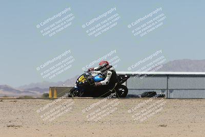 media/Apr-20-2025-CVMA (Sun) [[39090e8767]]/Race 11-500-350 Supersport (Holeshot)/